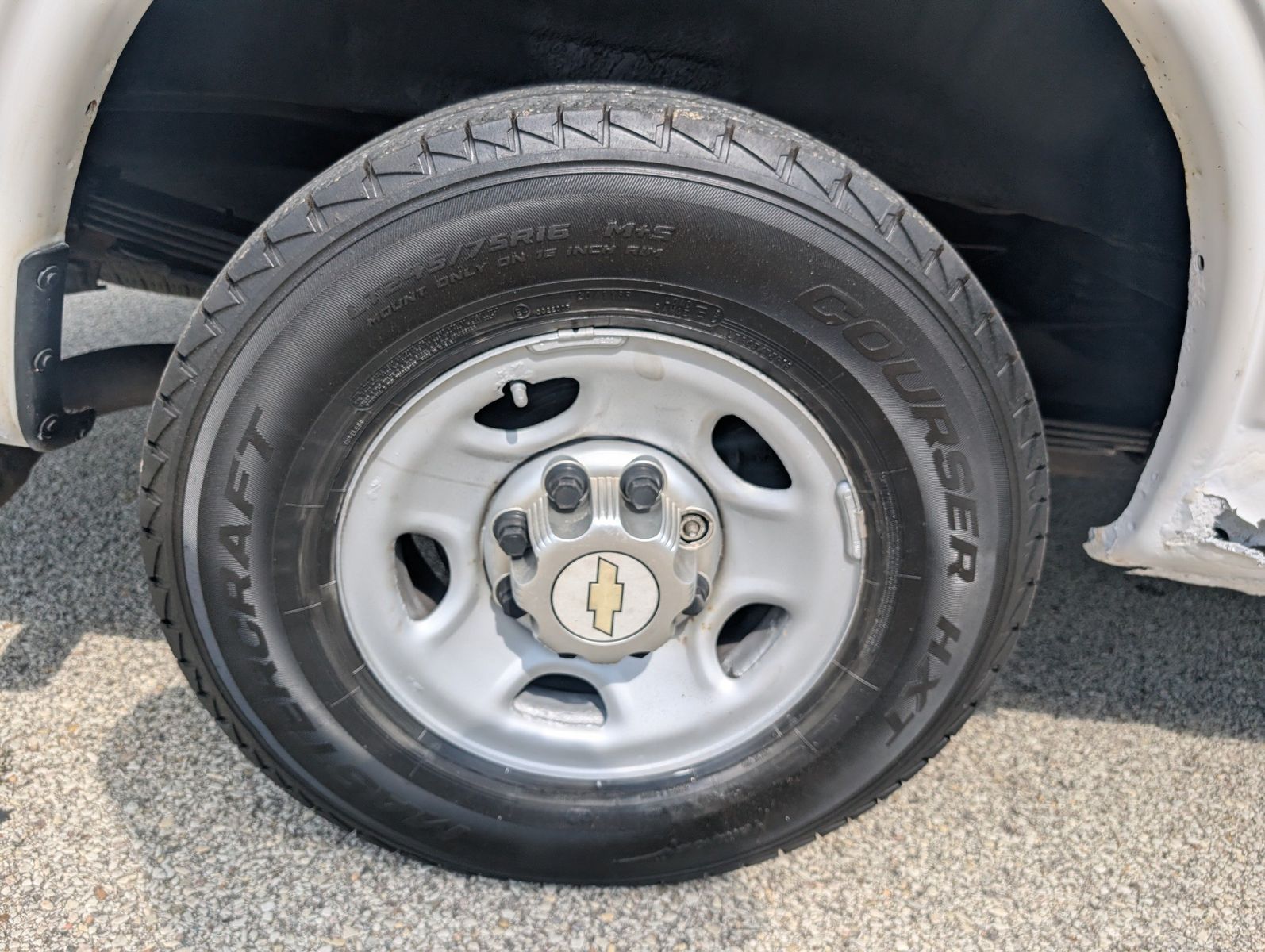2011 Chevrolet Express 3500 22