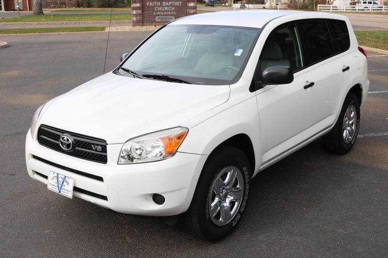 トヨタ　RAV4 RAV4 | 特別仕様車 Adventure “OFFROAD package Ⅱ” | トヨタ