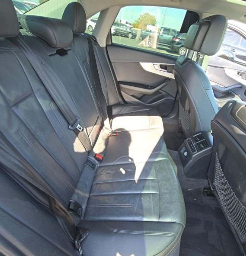 2018 Audi A4 2.0T Ultra Premium photo 16