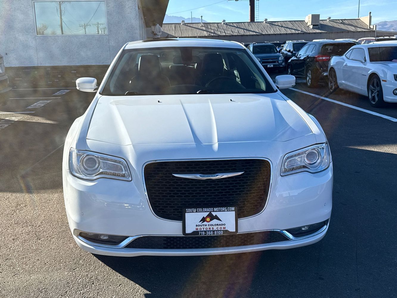 2021 Chrysler 300 Touring L photo 2