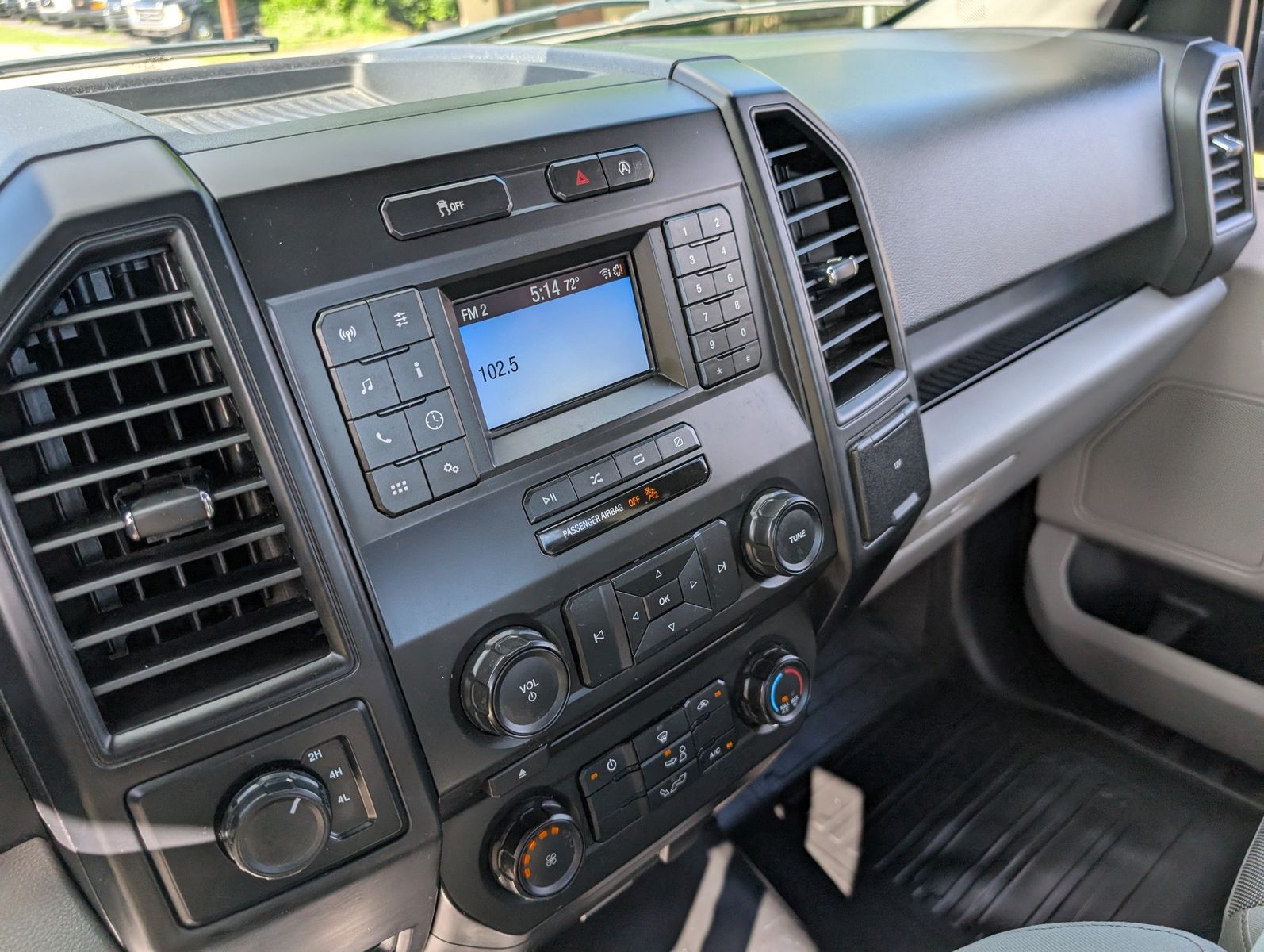 2018 Ford F-150 48