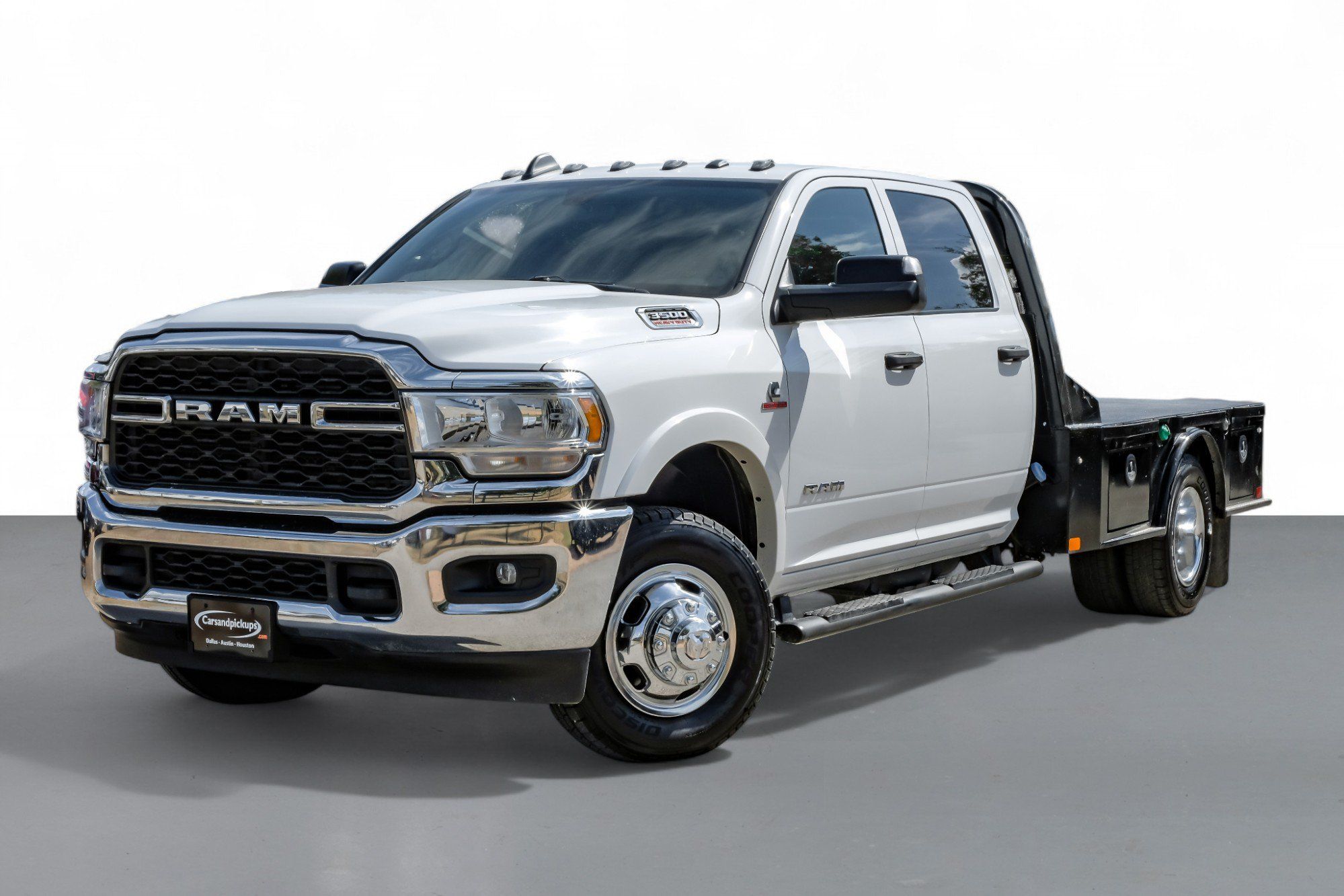 2022 Ram 3500 Tradesman photo 3
