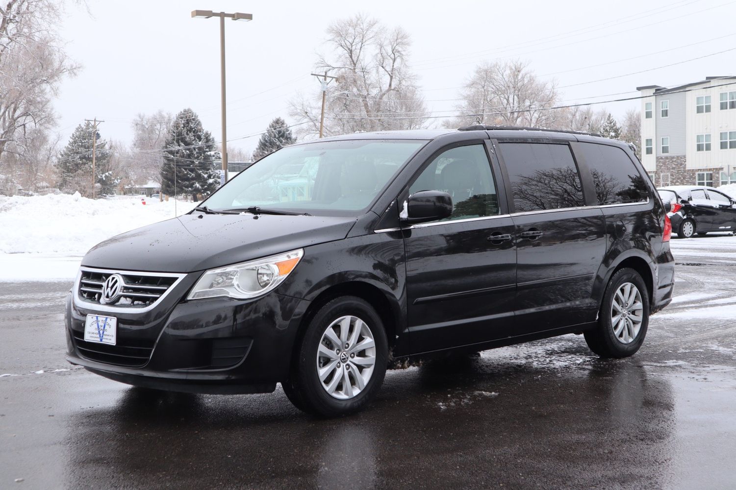 2012 Volkswagen Routan SE Victory Motors of Colorado