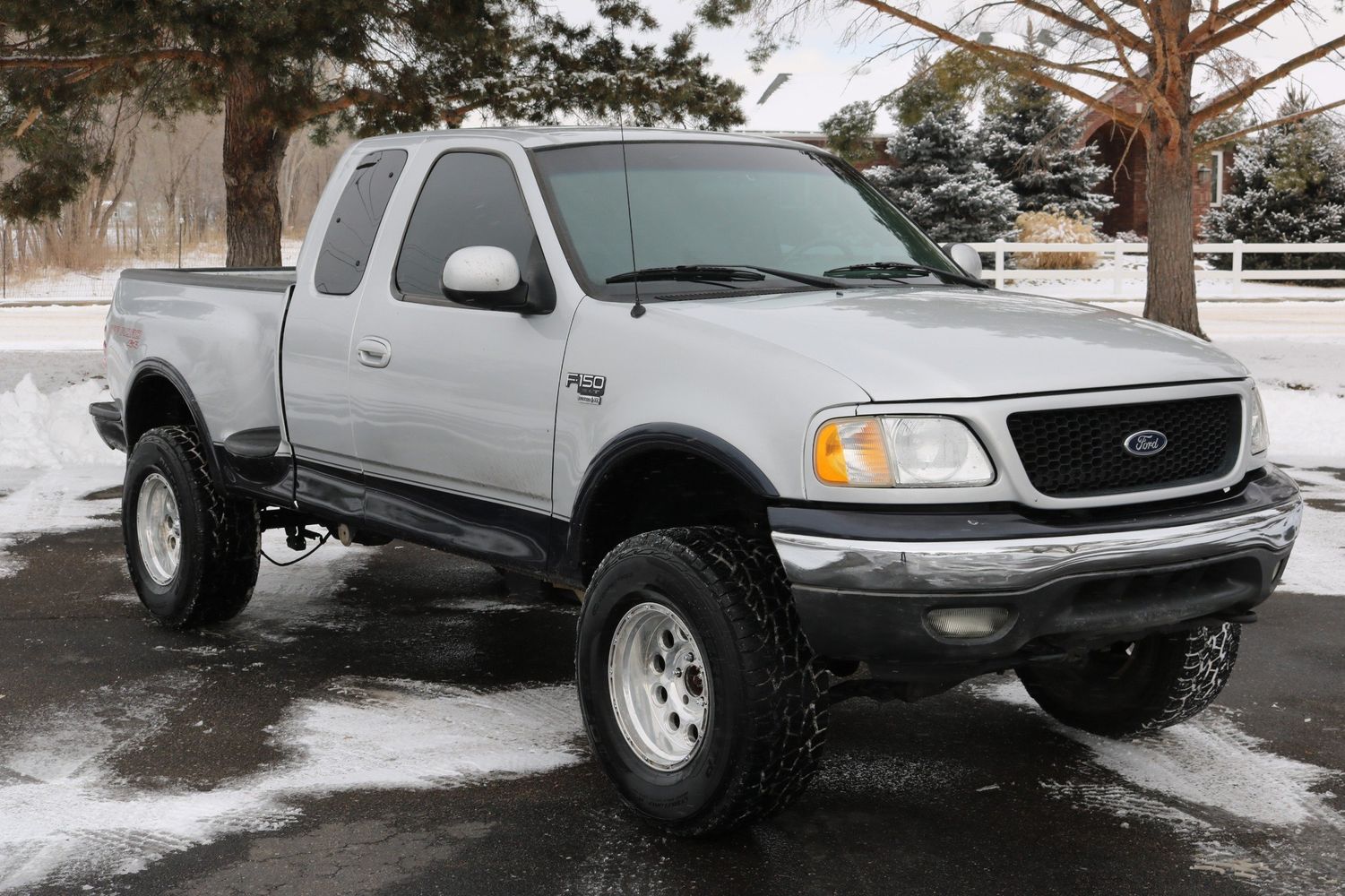 2001 Ford F-150 XLT | Victory Motors of Colorado