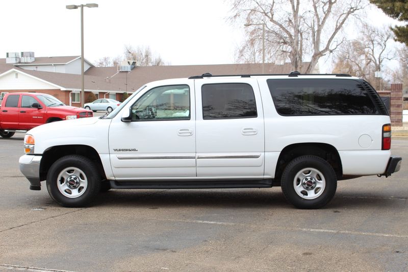 2005 GMC Yukon XL Photos