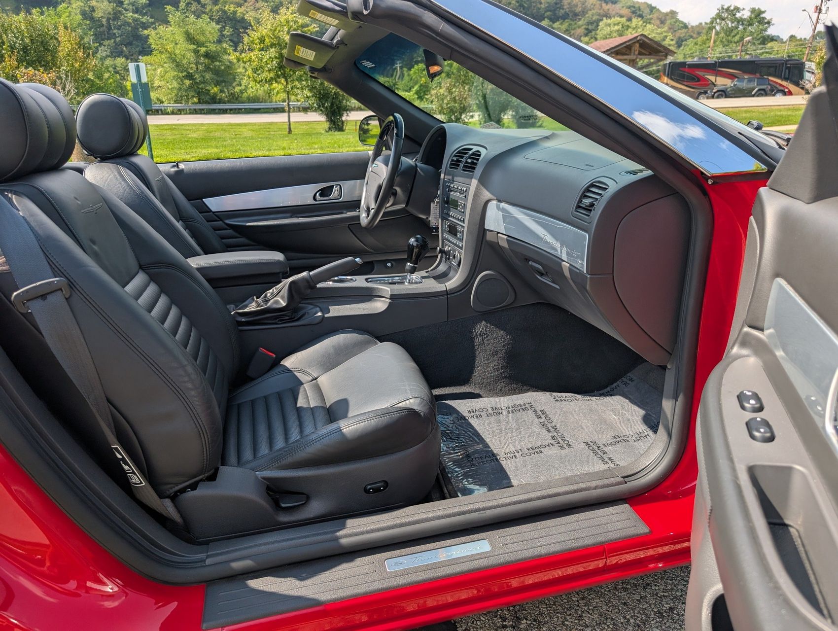 2002 Ford Thunderbird 80