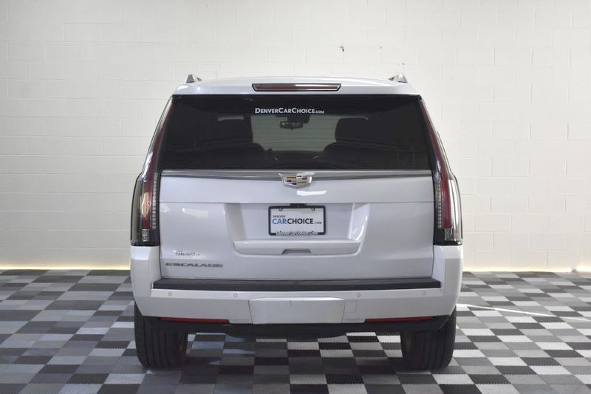 2017 Cadillac Escalade Premium Luxury