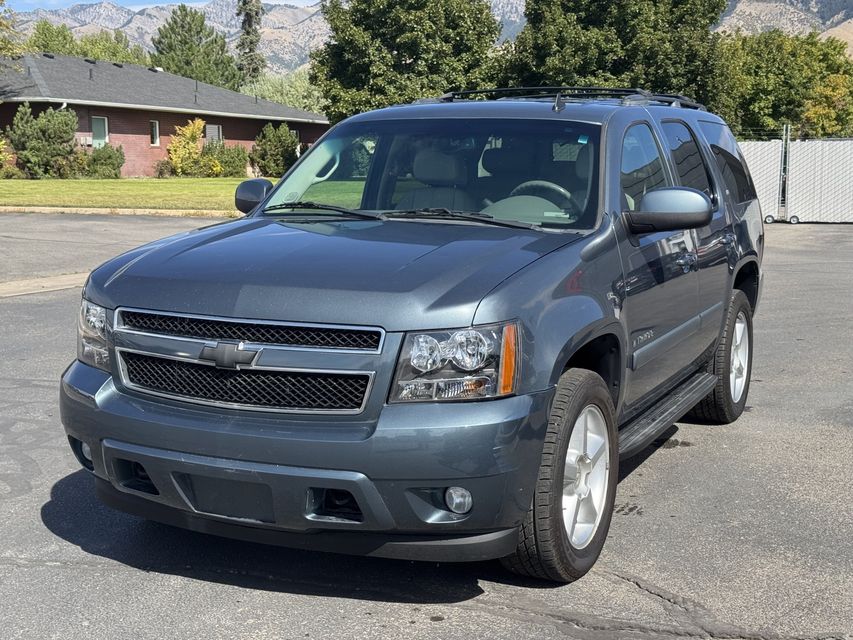 2008 Chevrolet Tahoe — LT, photo 1 of 17