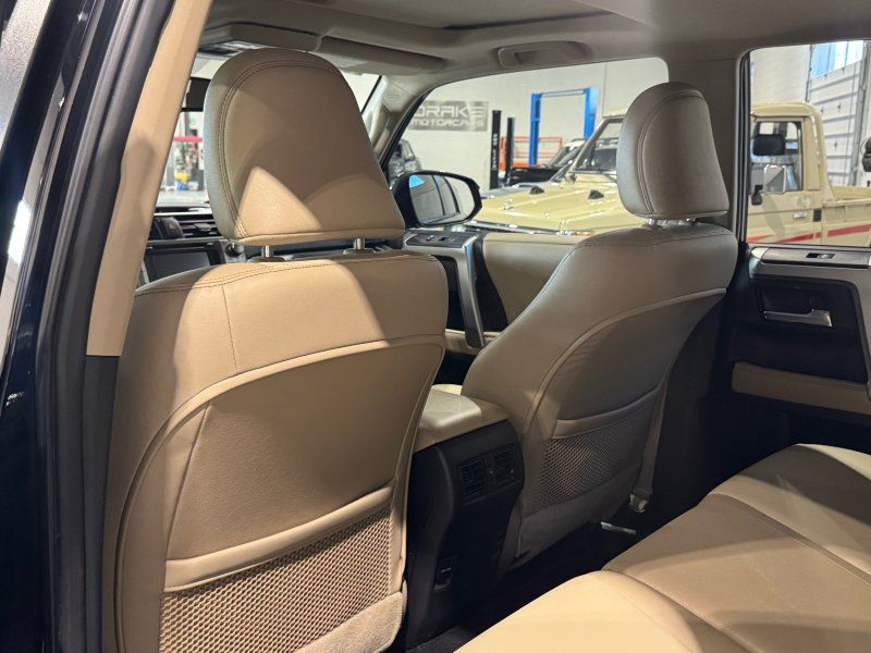 2015 Toyota 4Runner SR5 Premium, photo 13
