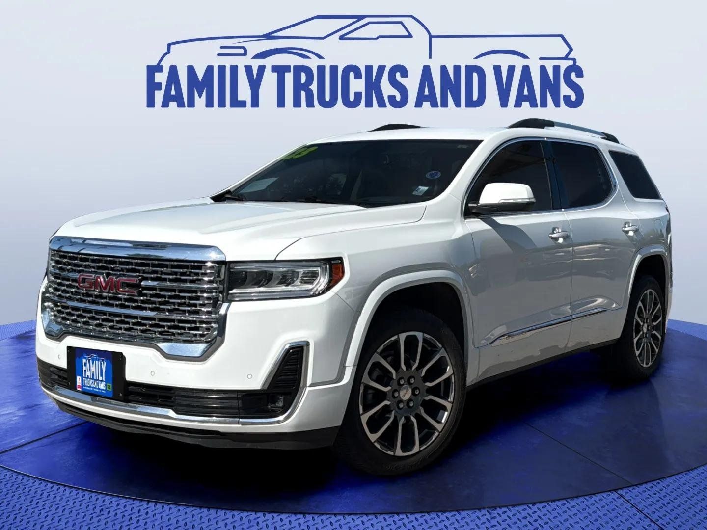 2023 GMC Acadia Denali AWD's photo