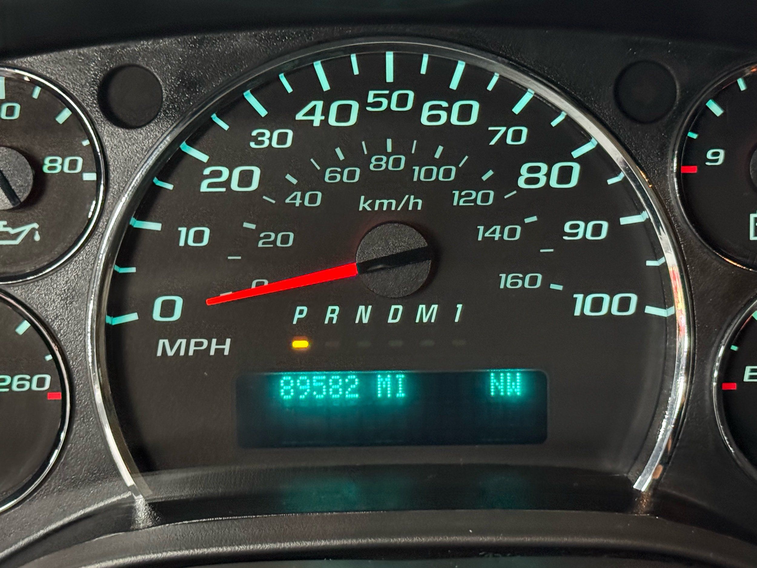 2017 Chevrolet Express Passenger LS - Photo 17