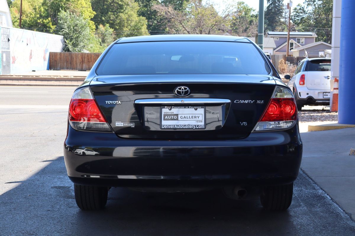 2005 Toyota Camry XLE V6
