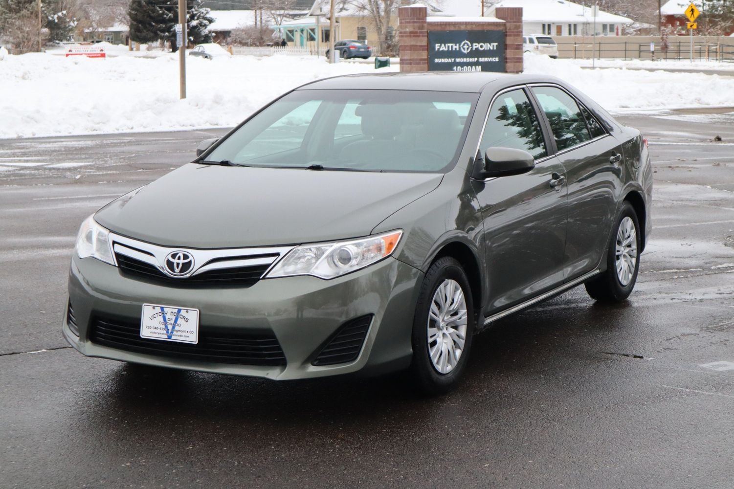 2014 Toyota Camry LE | Victory Motors of Colorado