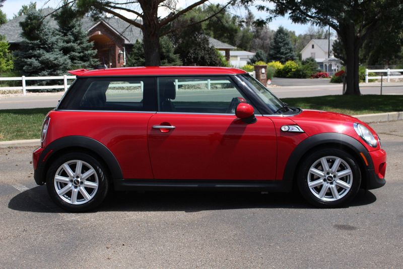 2012 MINI Cooper Hardtop Photos