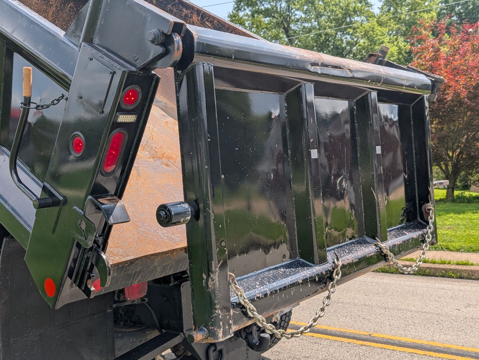 2015 Ford F-750 46