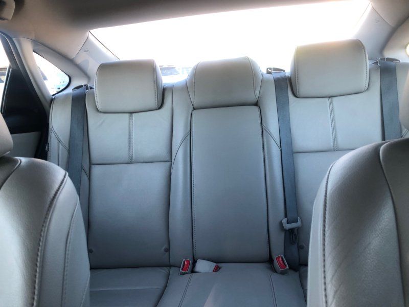 2015 Toyota Avalon Hybrid XLE Touring photo 25
