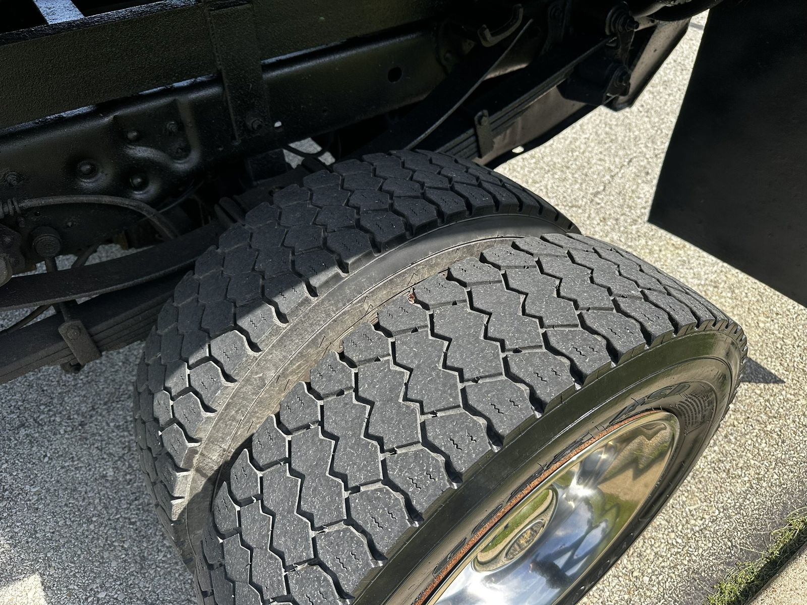 2014 Ford F-550 Chassis 15