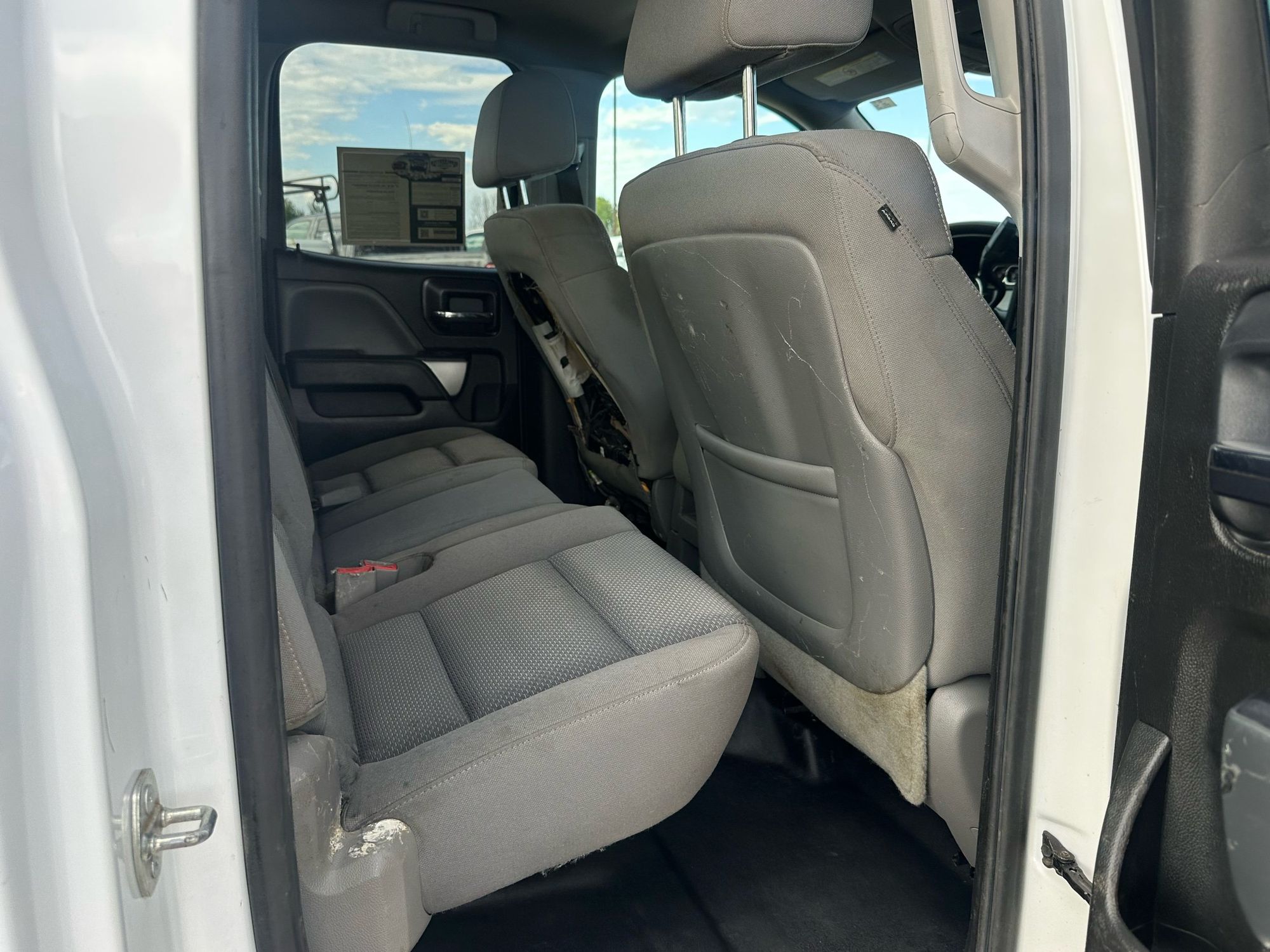 2015 Chevrolet Silverado 2500HD LT photo 22