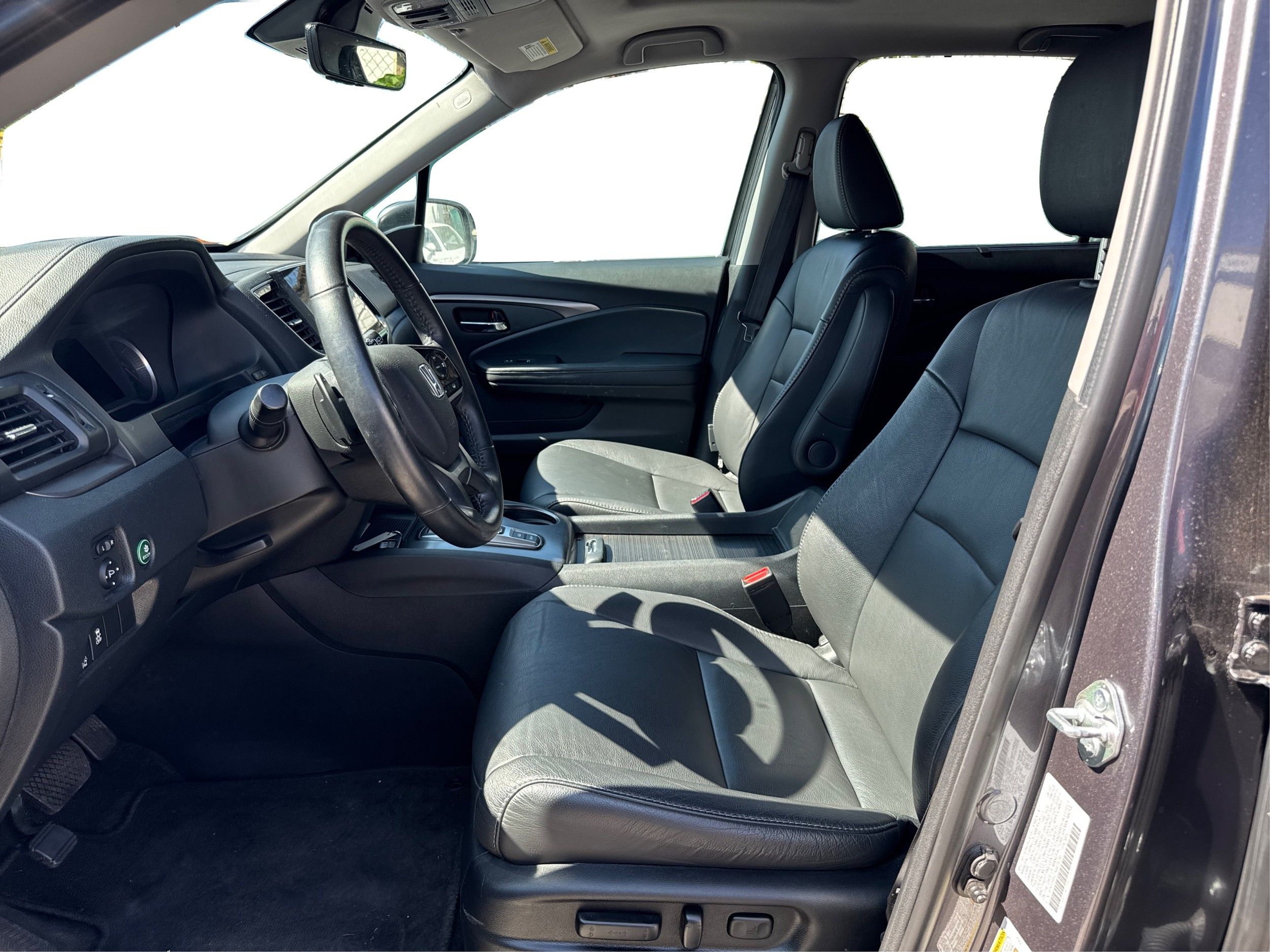 2022 Honda Pilot Special Edition photo 9