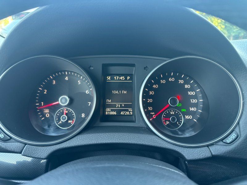 2012 Volkswagen Jetta SportWagen 2.5L SE photo 23