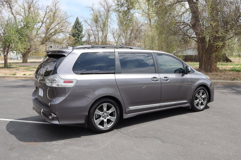 Sienaページ Toyota Sienna in DeKalb, IL | Brian Bemis Toyota of DeKalb