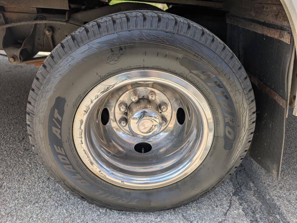 2014 Ford E-Series 69