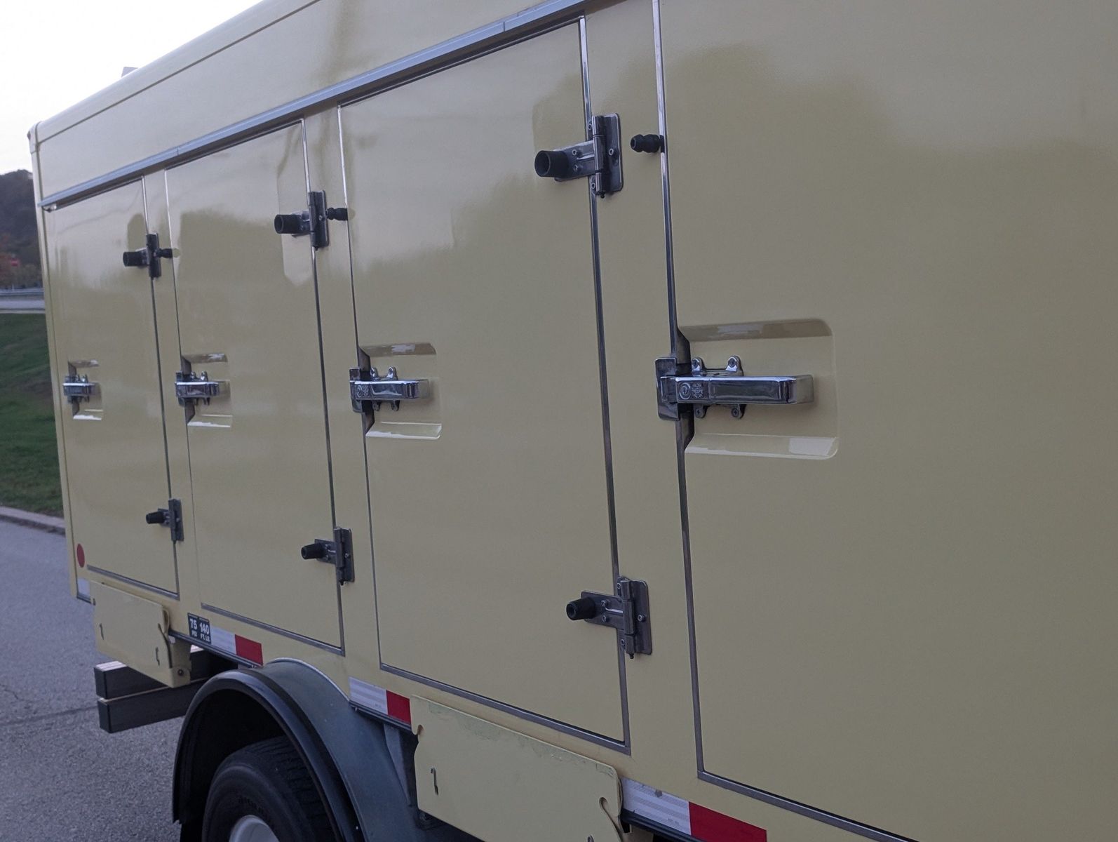 2021 Ford E-Series 20