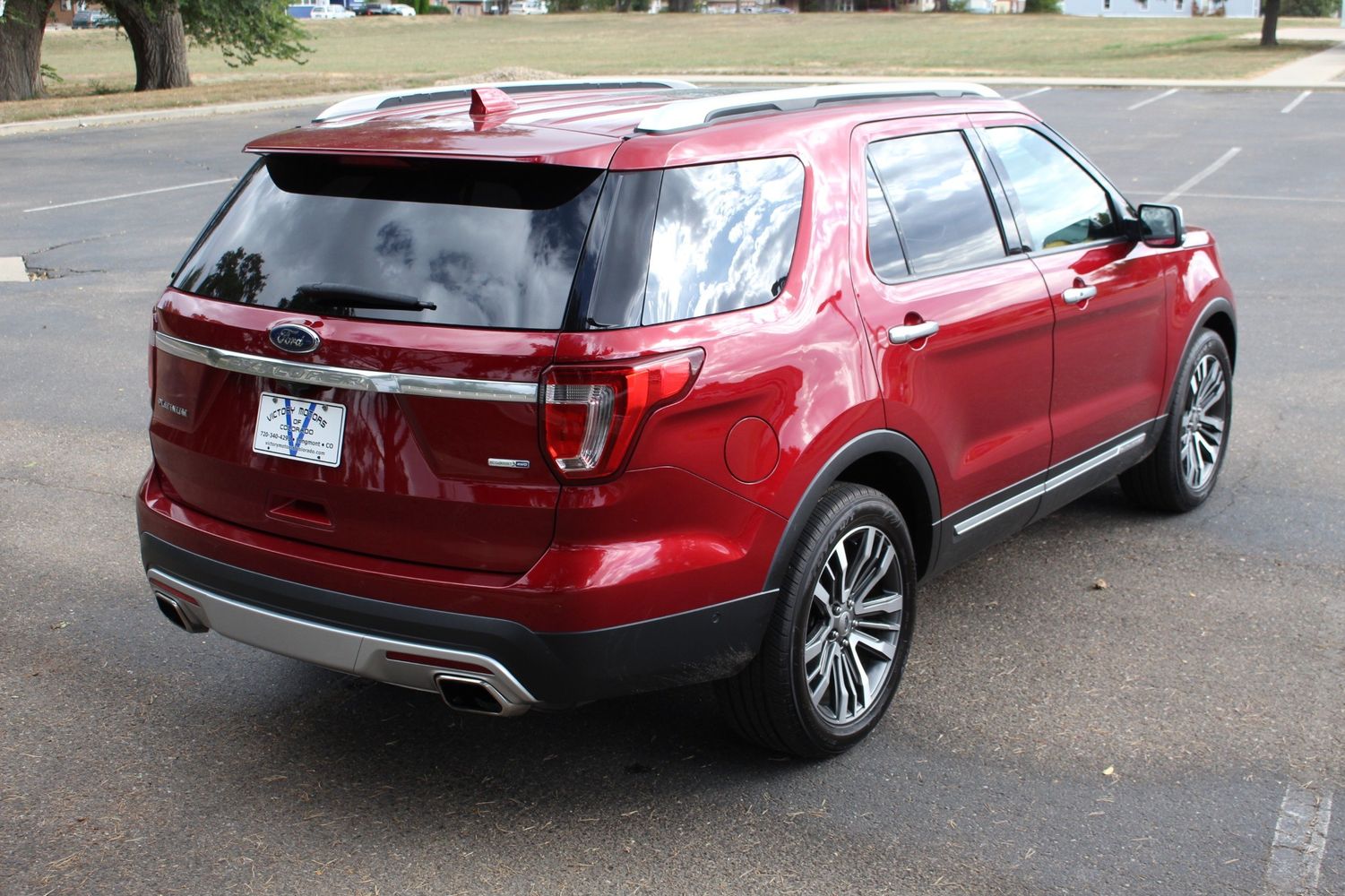 2017 Ford Explorer Platinum | Victory Motors of Colorado