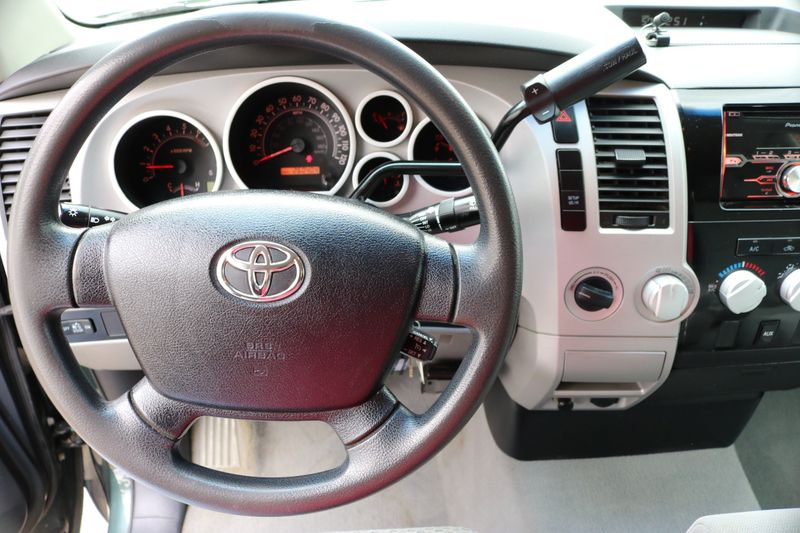 だあ。様確認用 2008 Toyota Tundra Photos