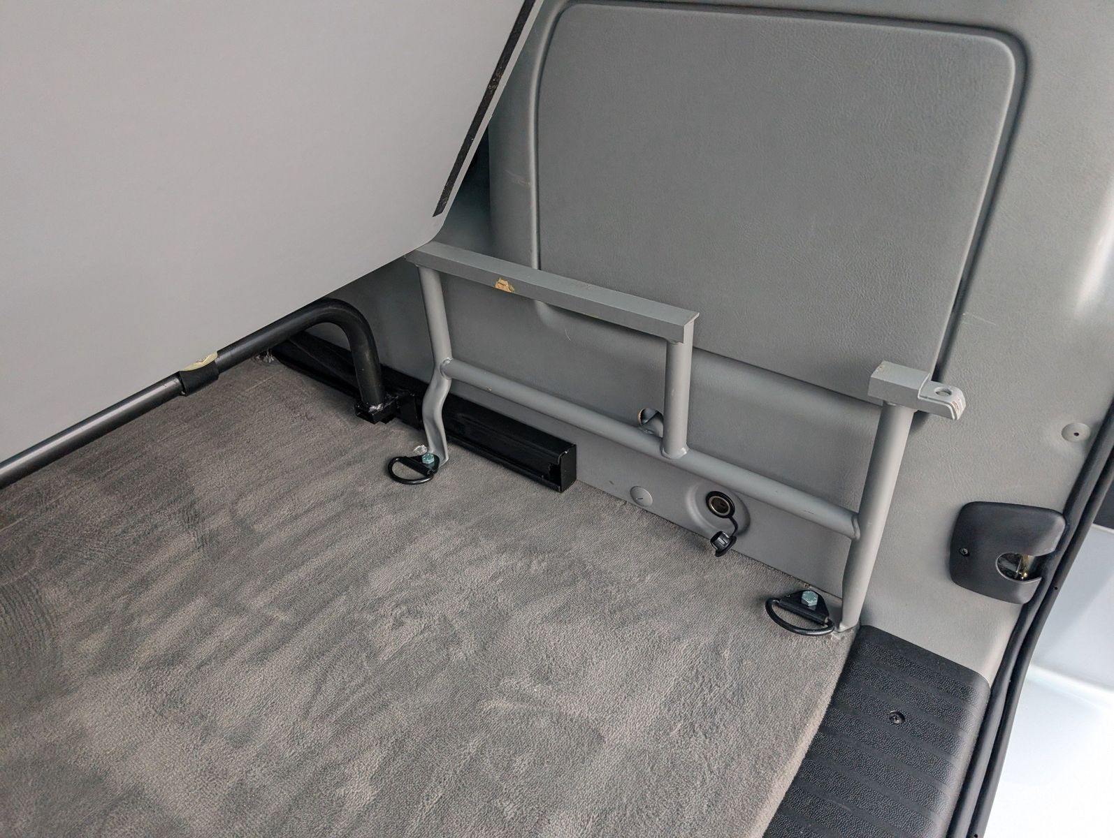 2003 Volkswagen EuroVan 205