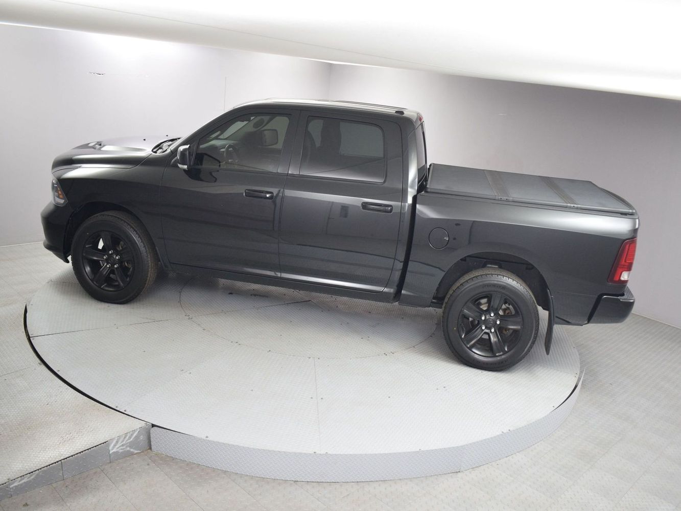 2015 RAM Ram 1500 Sport photo 7