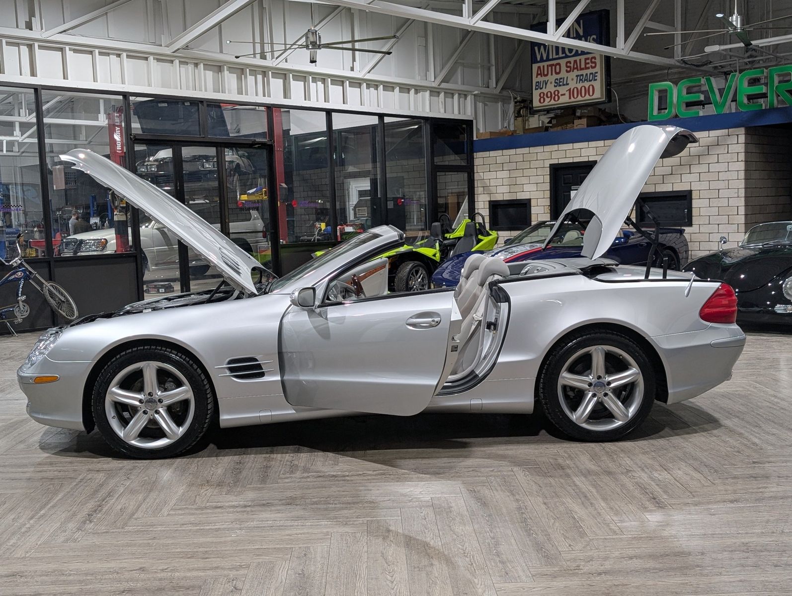 2004 Mercedes-Benz SL 500 53