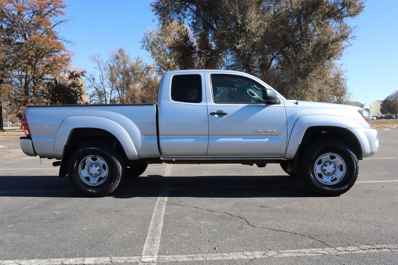 2005 Toyota Tacoma Photos