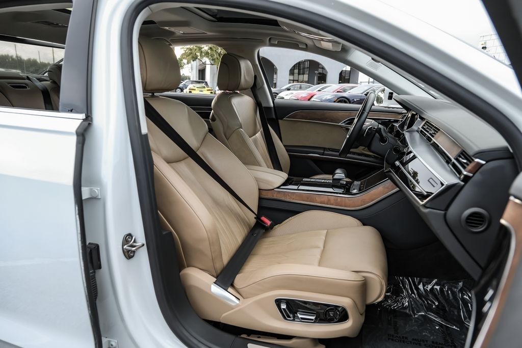 2019 Audi A8 L 55 photo 36