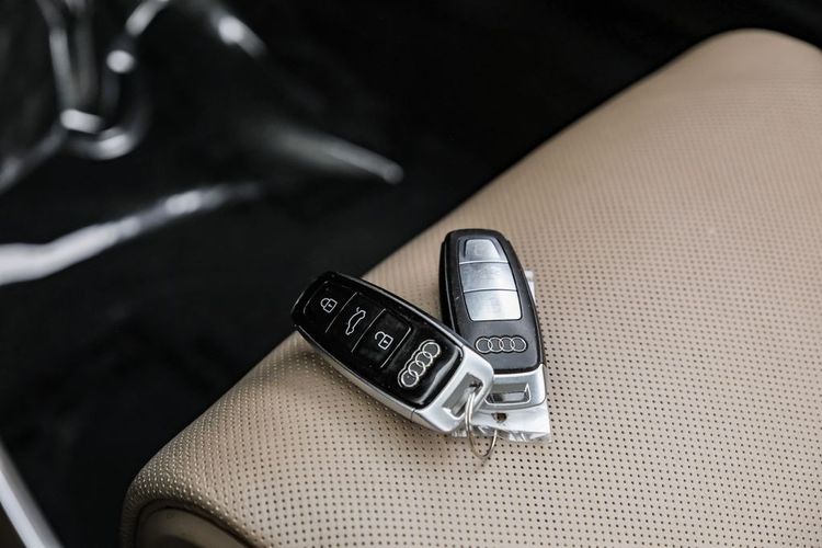2019 Audi A8 L 55 photo 61
