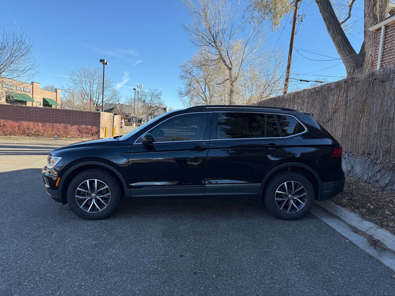 2019 Volkswagen Tiguan SE photo 6