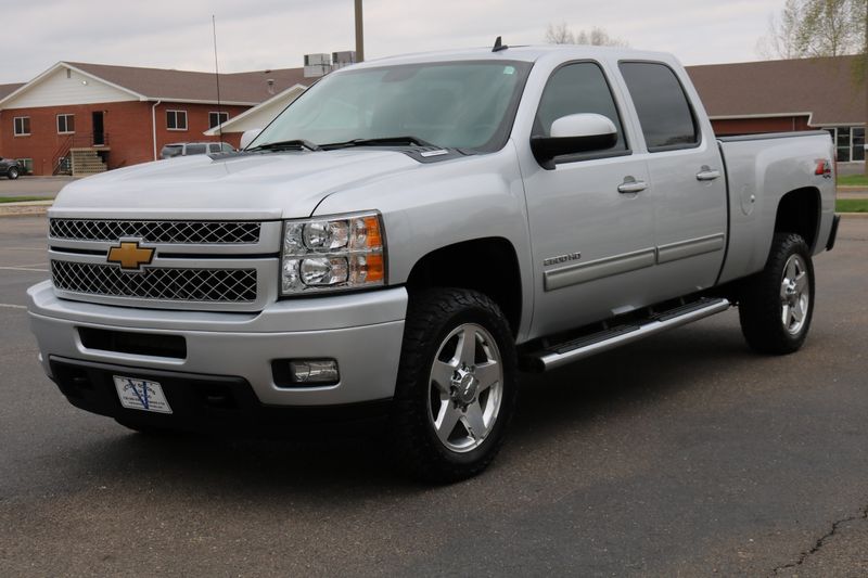 2013 Chevrolet Silverado 2500HD Photos