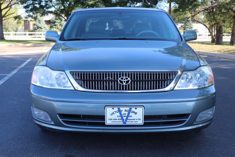 2000 Toyota Avalon XLS Victory Motors of Colorado