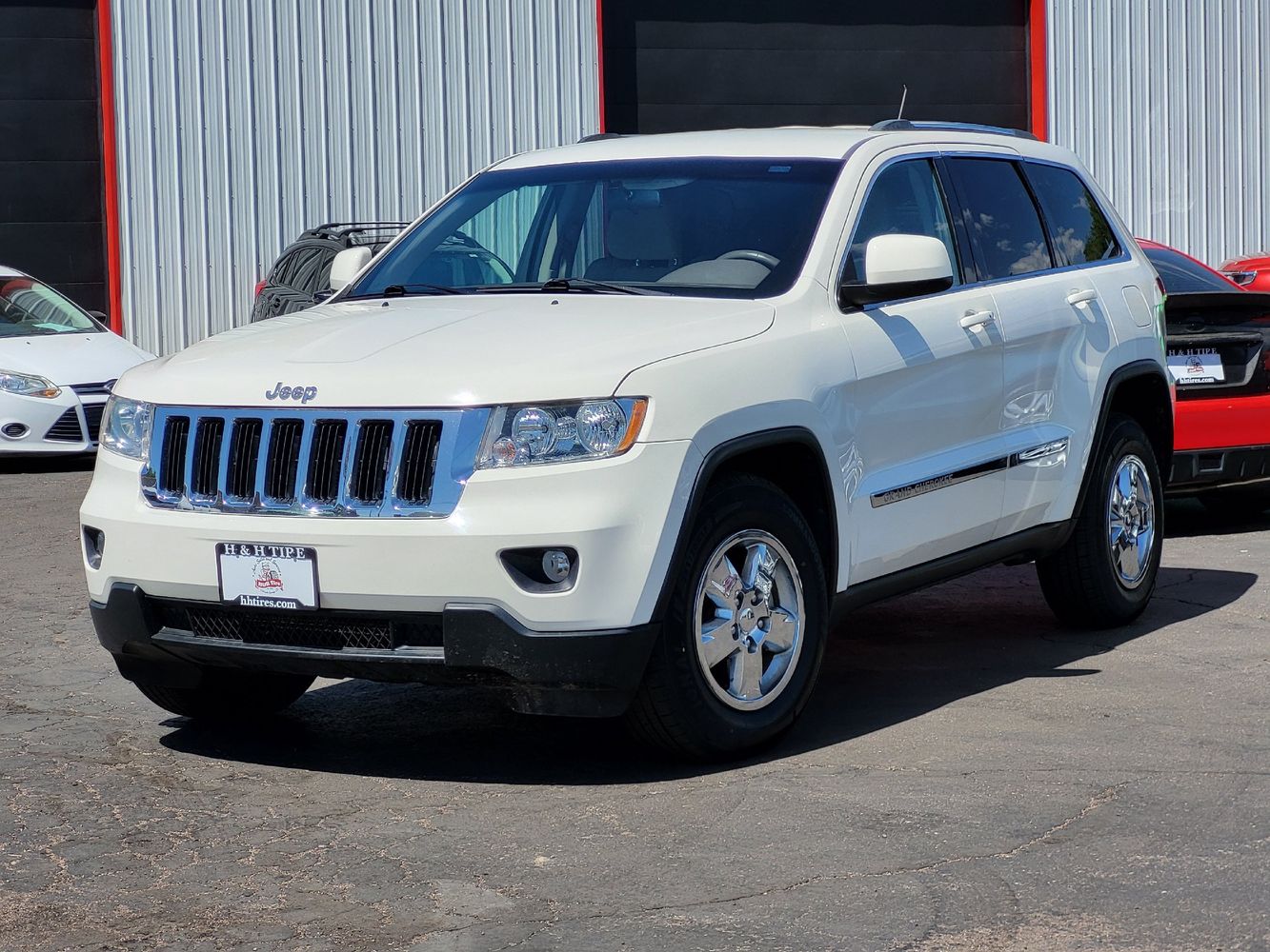 2011 Jeep Grand Cherokee Laredo 4WD's photo