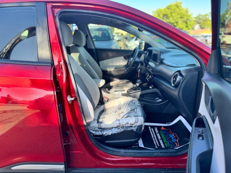 2023 Hyundai Kona SE - Photo 15