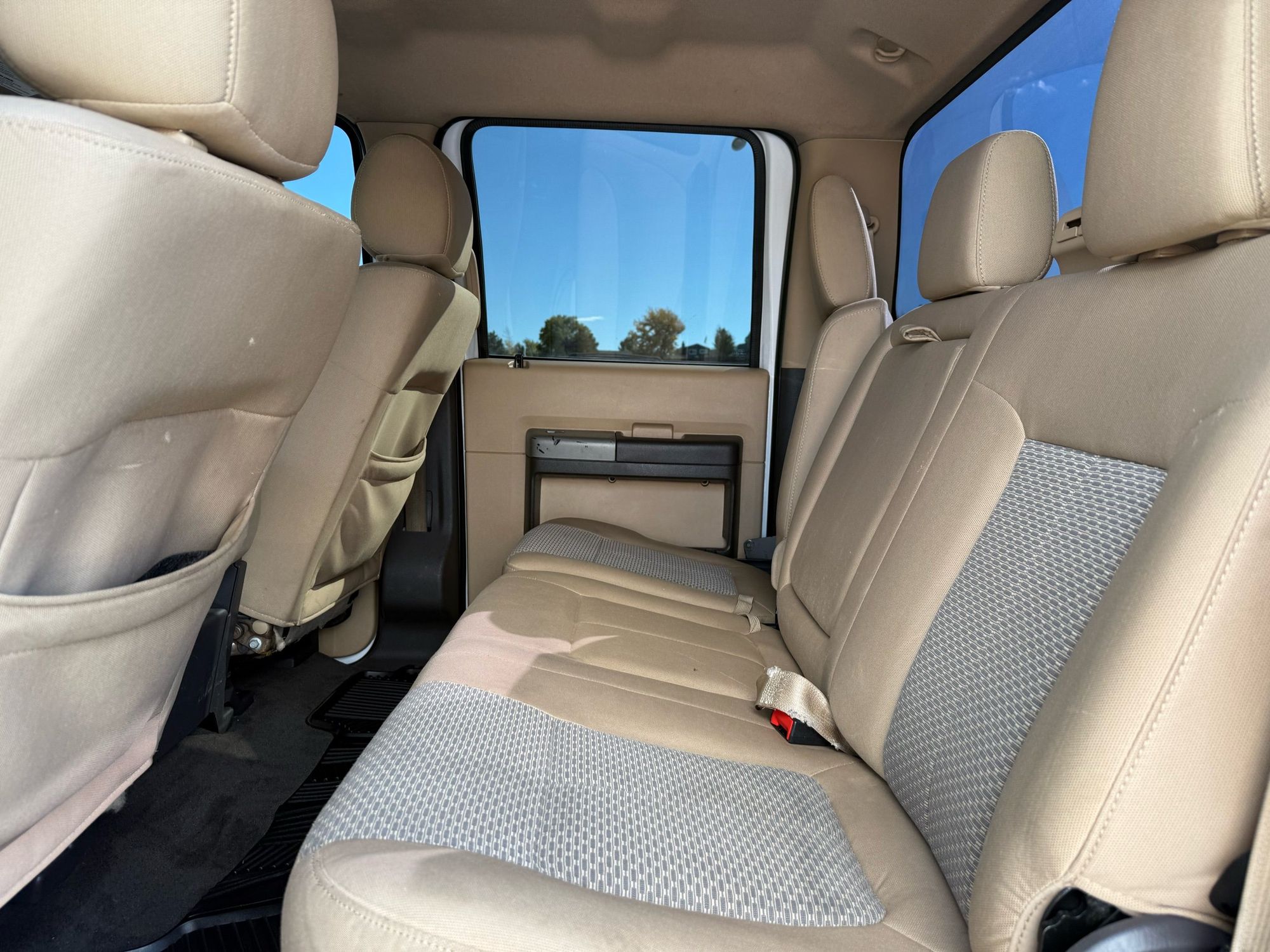 2014 Ford F-350 XLT photo 21