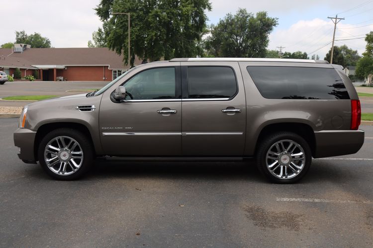 2012 Cadillac Escalade ESV Platinum Edition | Victory Motors of Colorado