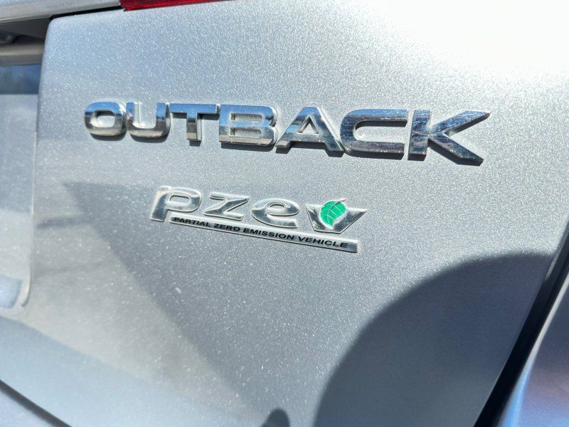 2012 Subaru Outback 2.5i - Silver exterior view 17
