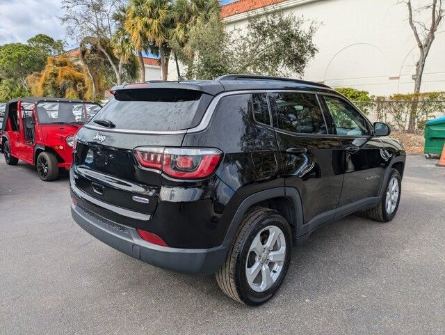 2018 Jeep Compass Latitude photo 4