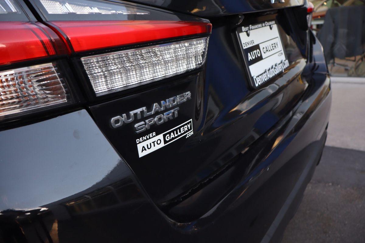 2020 Mitsubishi Outlander Sport SE