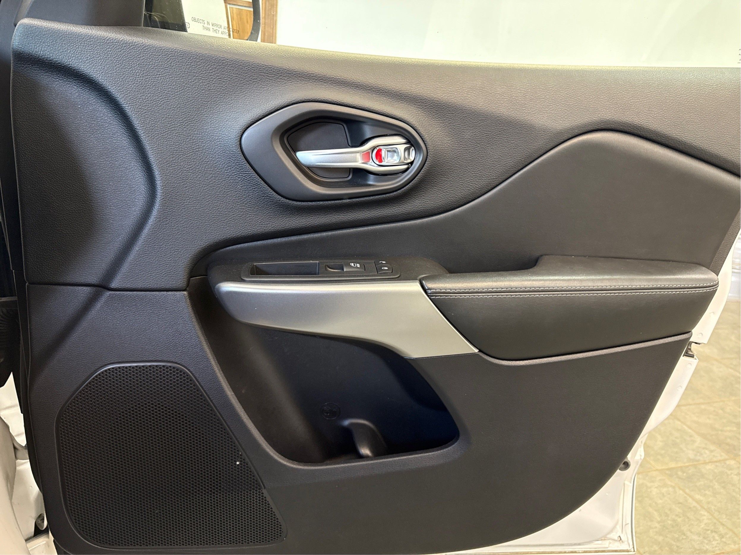 2020 Jeep Cherokee High Altitude - Photo 24