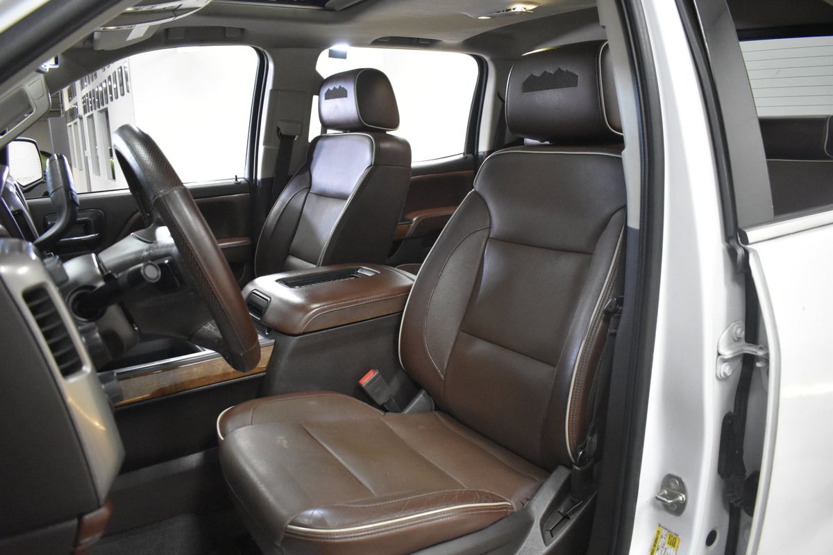 2016 Chevrolet Silverado 1500 High Country