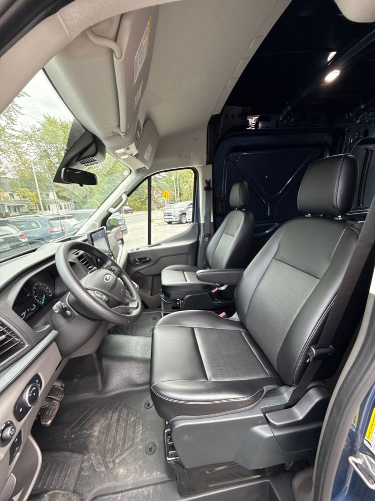 2023 Ford Transit photo 19