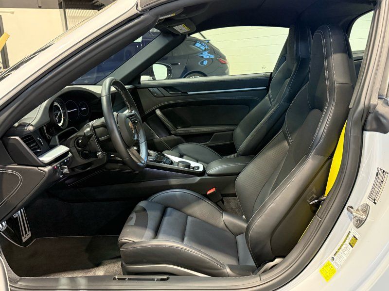 2024 Porsche 911 Targa 4 GTS, photo 11