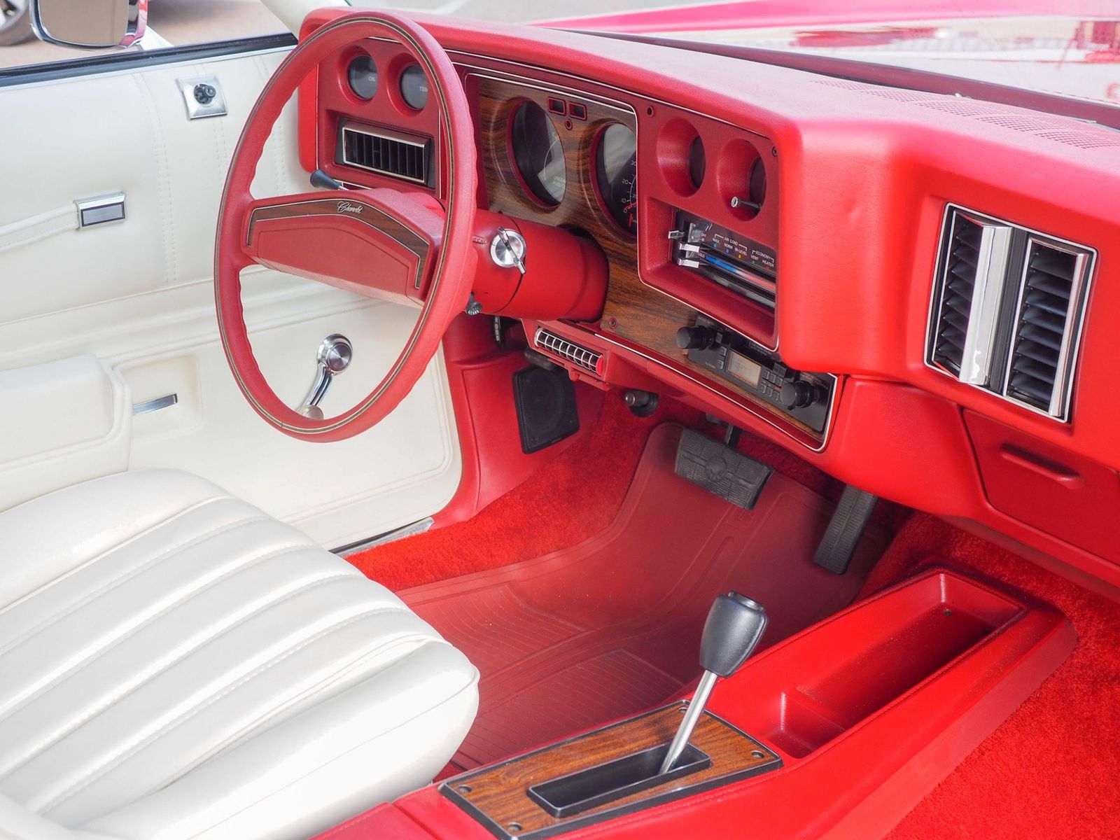 1977 Chevrolet Monte Carlo 52